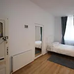Casa de hóspedes Gondola 3*