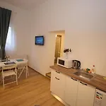Casa de hóspedes Gondola 3*