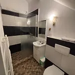 Casa de hóspedes Gondola 3*